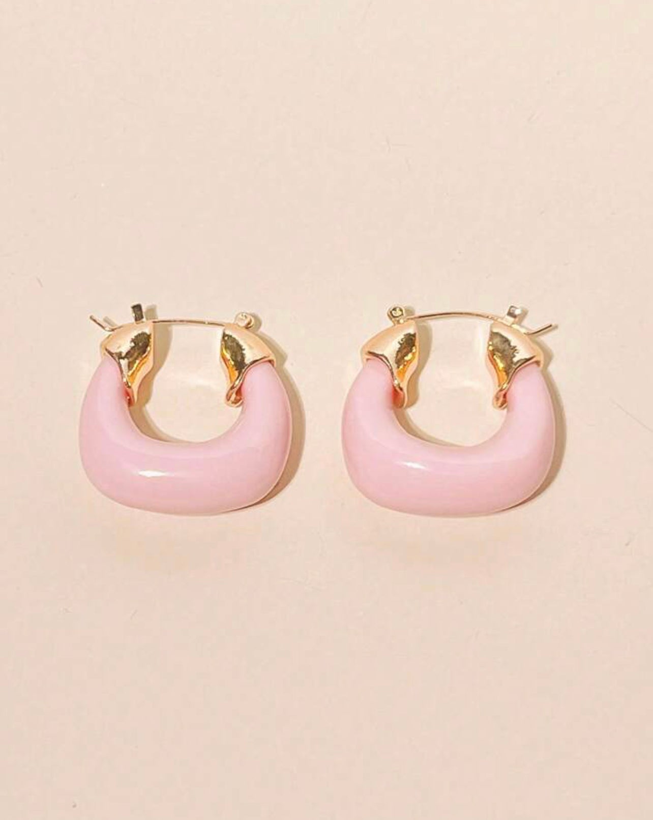 Minimalist Hoop Earring