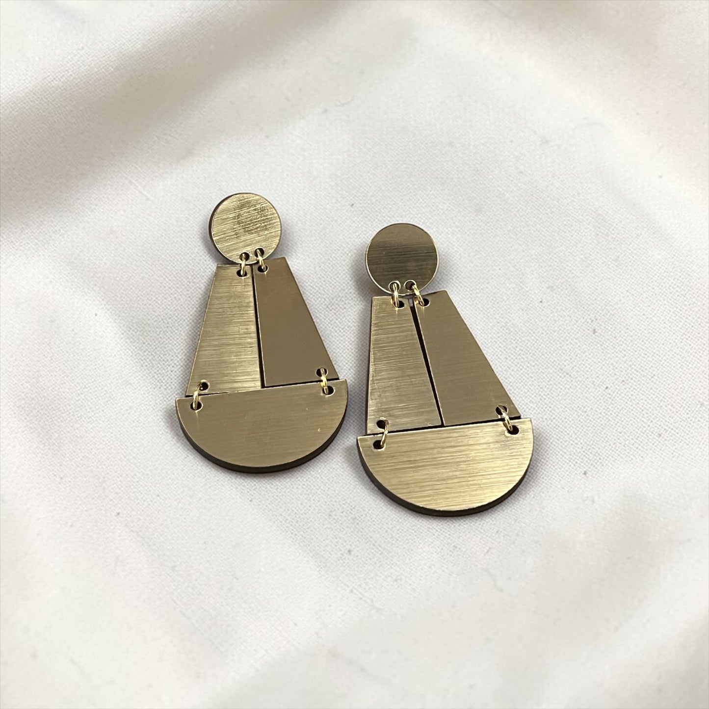 Elia Earrings