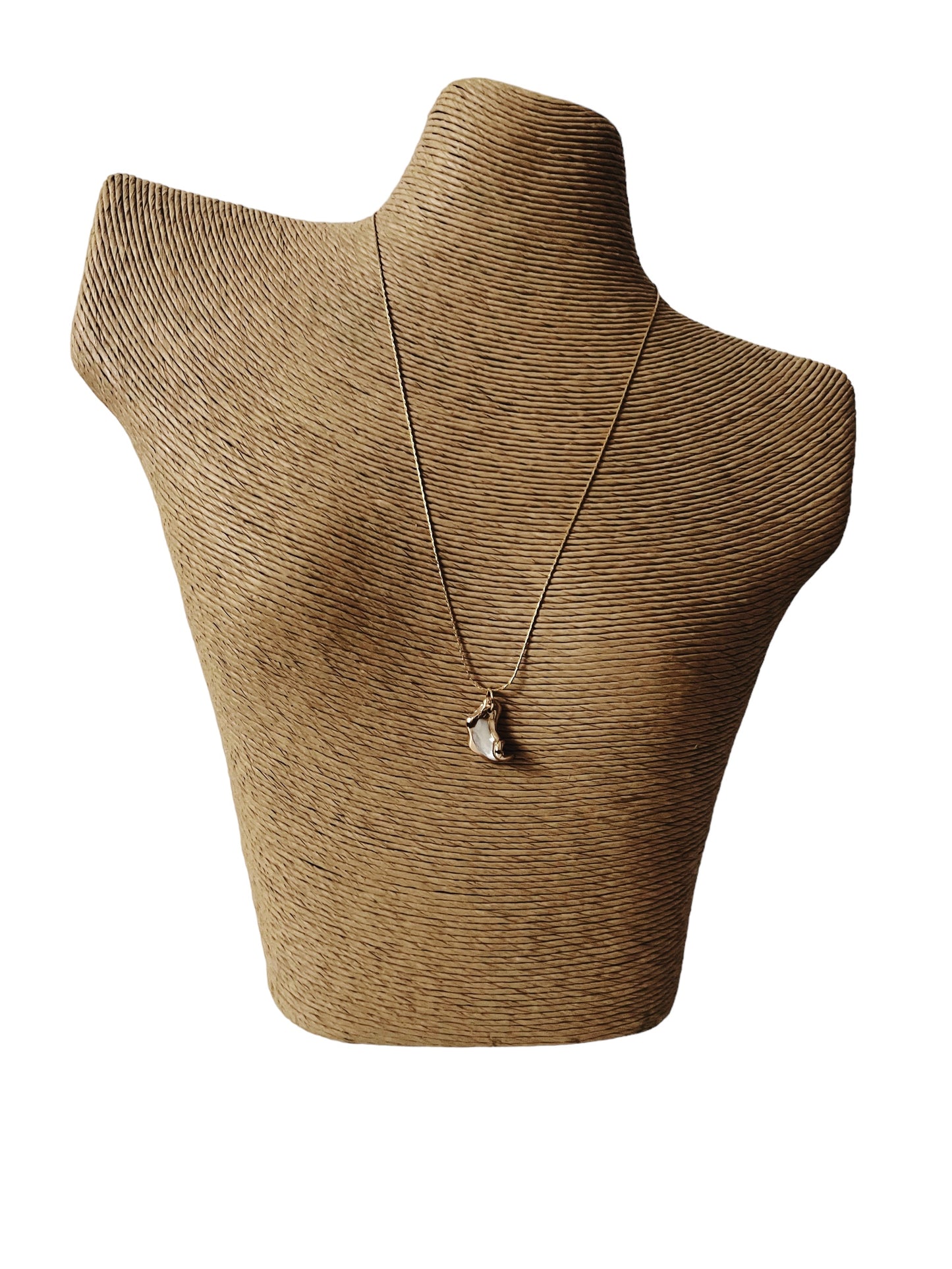 The Oyster Shell Necklace