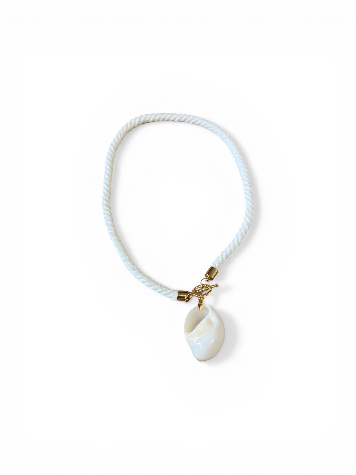 Tide Shell Choker – 16.5” Rope Necklace with Natural Shell Pendant