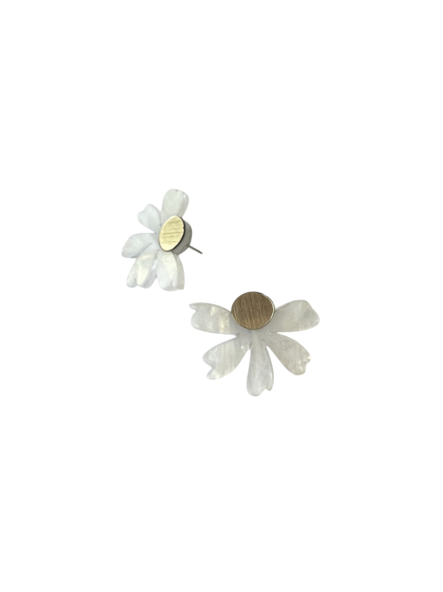 Daisy Studs