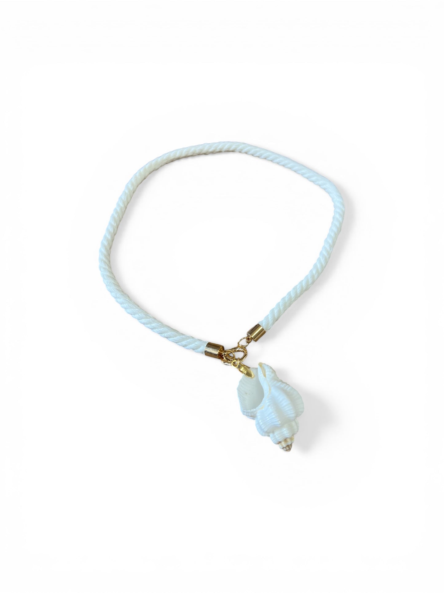 Tide Shell Choker – 16.5” Rope Necklace with Natural Shell Pendant