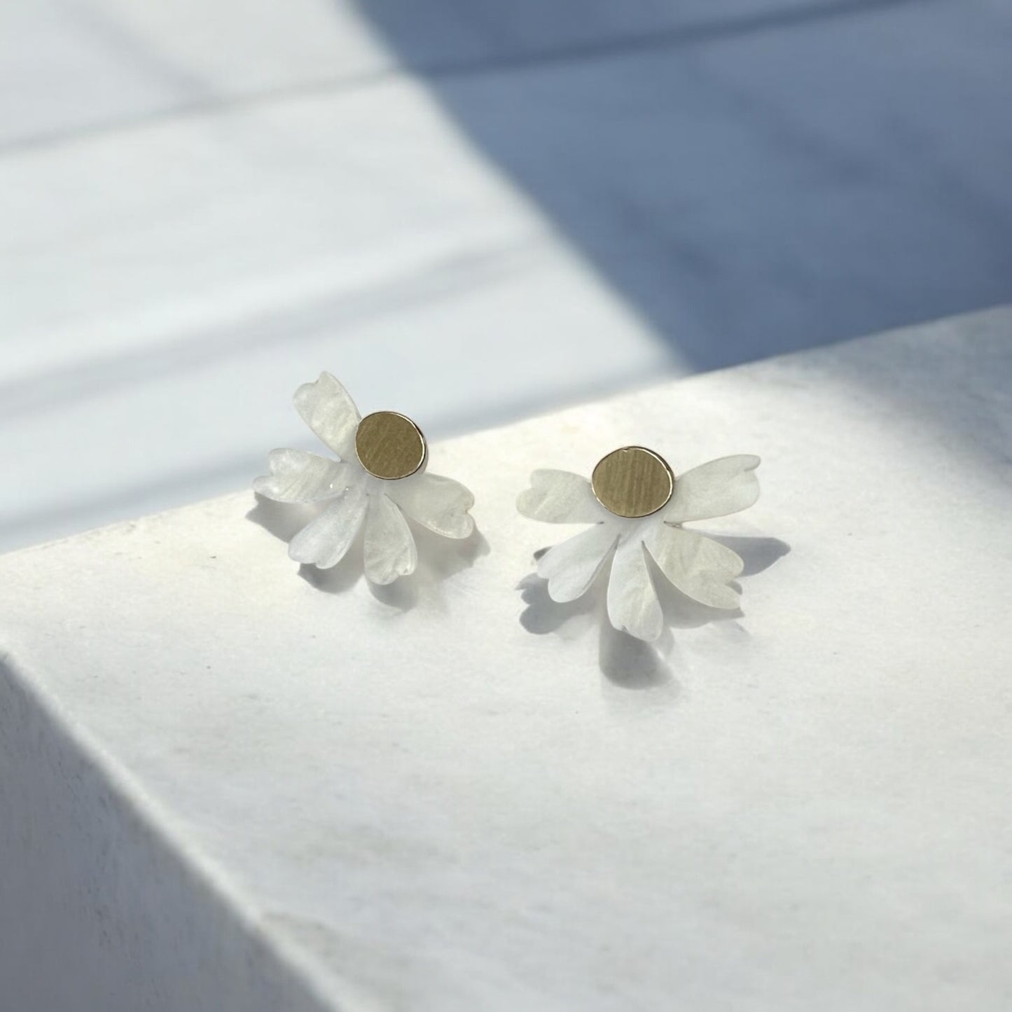 Daisy Studs