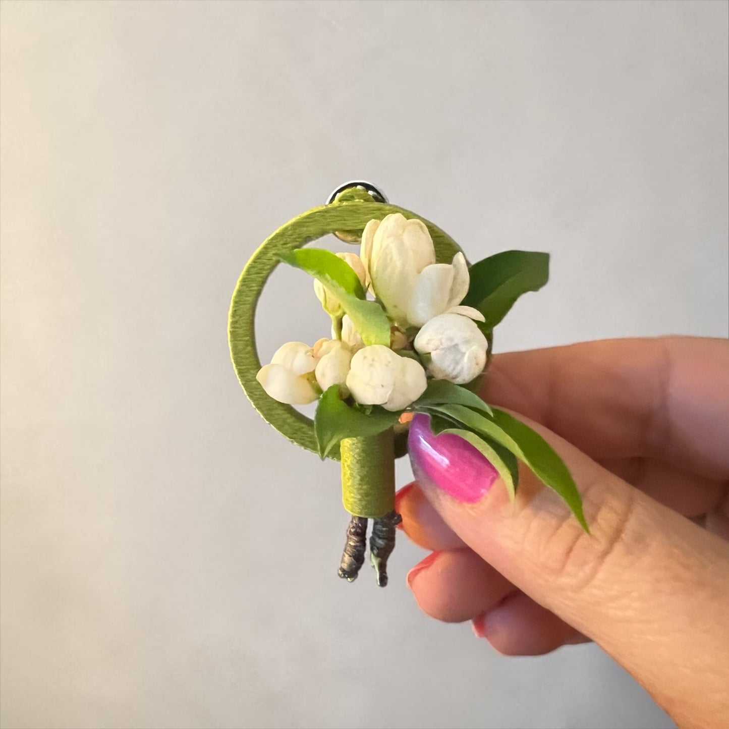 Living Bloom Pin